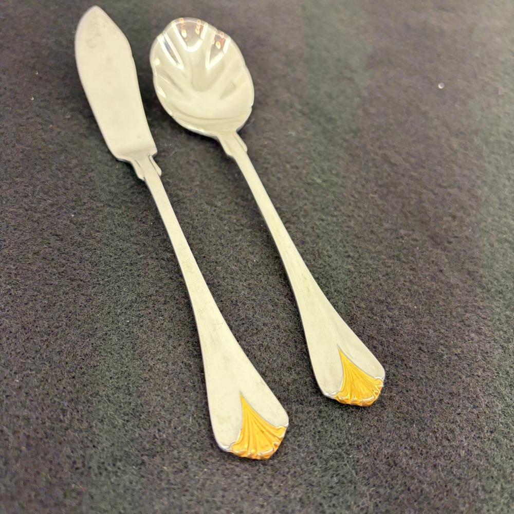 Set Yamazaki Japan Silver Gold Tone Sugar Shell Spoon & Master Butter‎ Knife